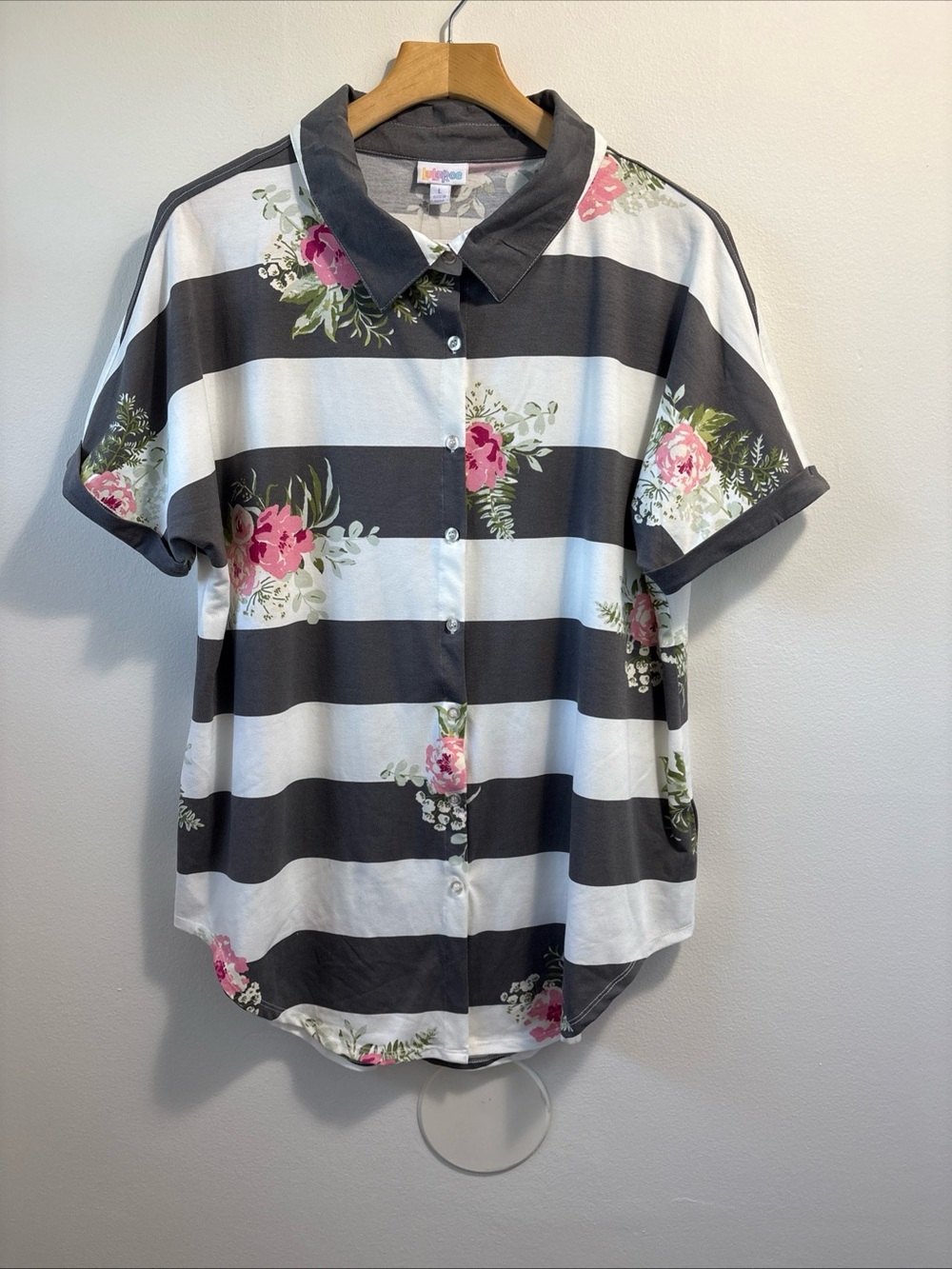 LulaRoe Striped and Floral Charlie Button Up Top Womens L New Soft Stretchy - Picture 12 of 14
